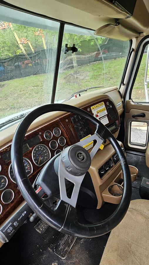 Used 2005 Mack *** ALLISON AUTOMATIC *** CV713 Granite