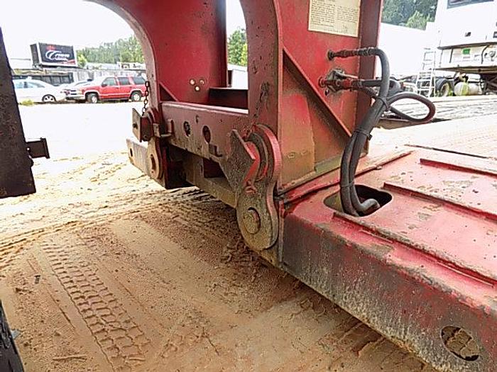 Used 35 Ton Detach Stretch Lowboy, Tandem w/flip axle