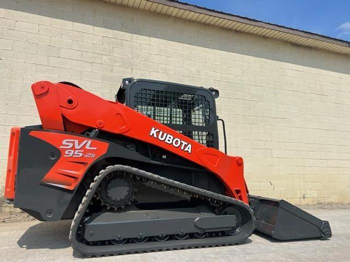 Used 2019 Kubota SVL 95-2s