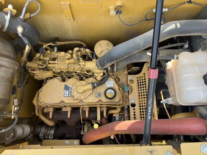 Used 2018 CAT 315FL/ with Hyd thumb