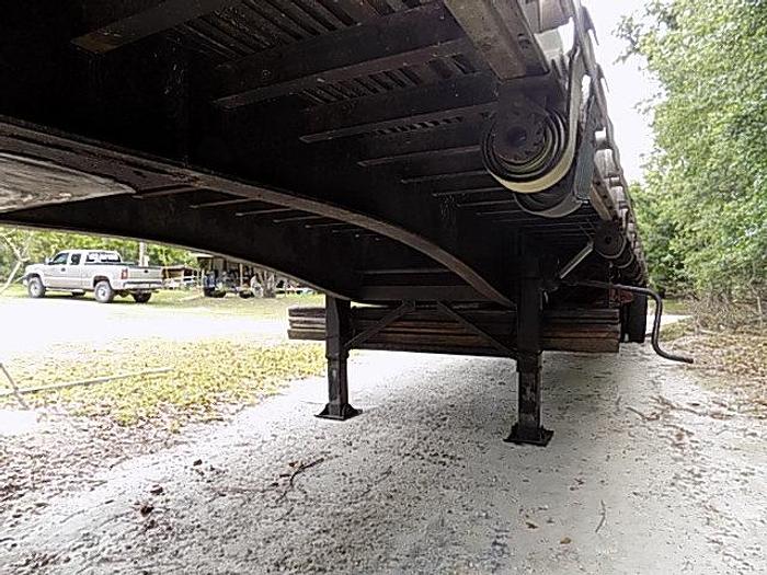 Used 1999 UTILITY TRAILER CORP FLATBED 102 x 48