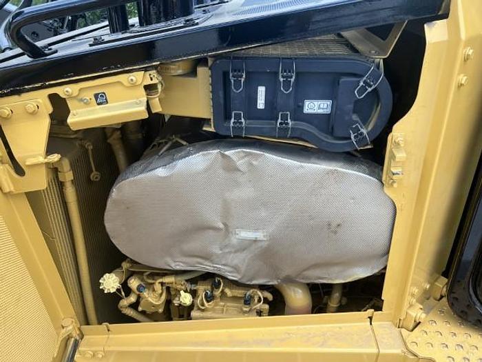 Used 2019 caterpillar D6 LGP