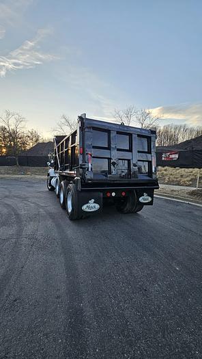 Used 2001 Mack *** Allison Automatic ***  RD688s