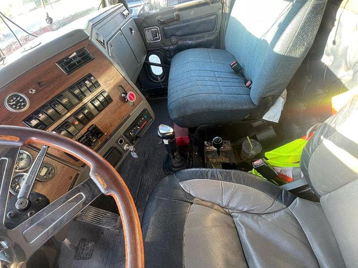 Used 2000 Western Star 4900 Dump Truck