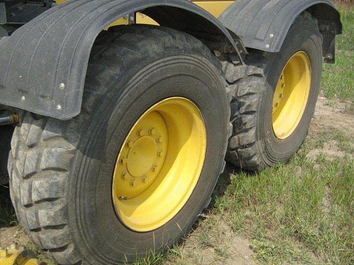 Used 2018 Komatsu GD655-6 Motor Grader