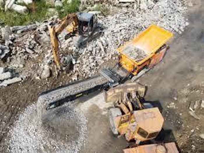 2024 PRONAR 275 Slow Speed Shredder