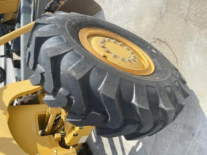 Used 2010 John Deere 672G