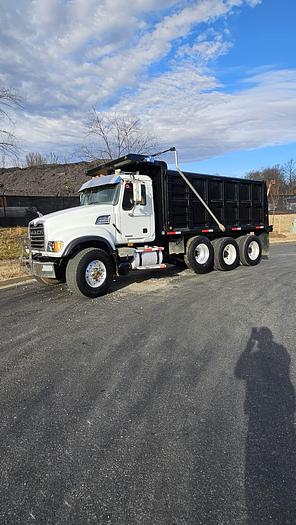 Used 2007 Mack CV713 Granite