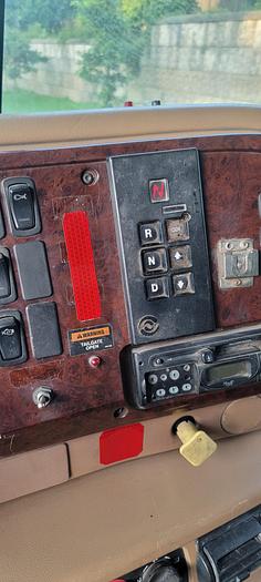 Used 2006 *** ALLISON AUTO *** MACK CV713 Granite