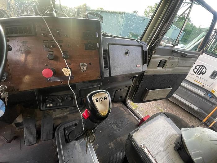 Used 1989 Peterbilt 379