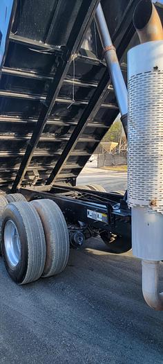 Used 2000 Mack *** Allison Automatic ***  RD688s