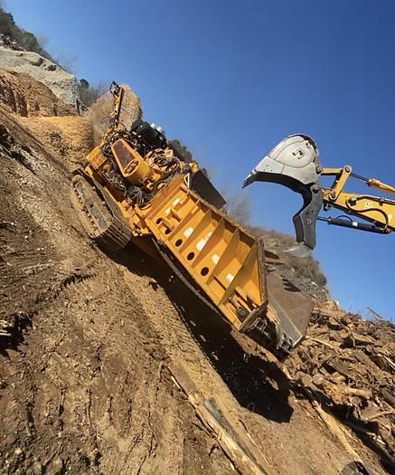 Used 2016 CBI 6800 on track