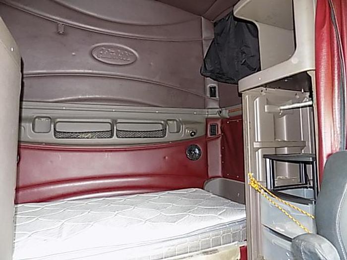 Used 2013 Peterbilt 587 T/A Tractor