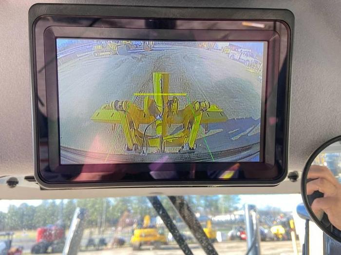 Used 2022 Komatsu GD655-7