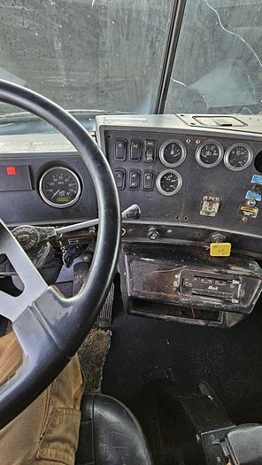 Used 2001 Mack *** Allison Automatic ***  RD688s