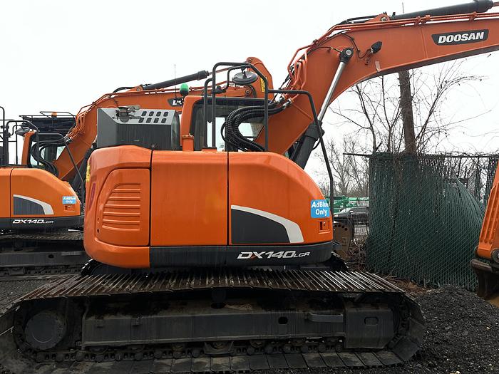 Used 2019 Doosan DX140LCR