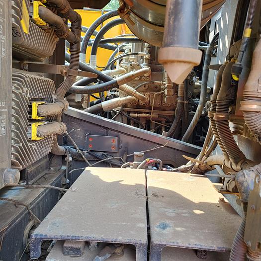 Used 2021 Volvo EC220E