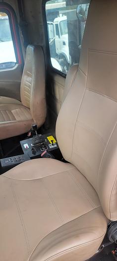 Used 2006 *** ALLISON AUTO *** MACK CV713 Granite