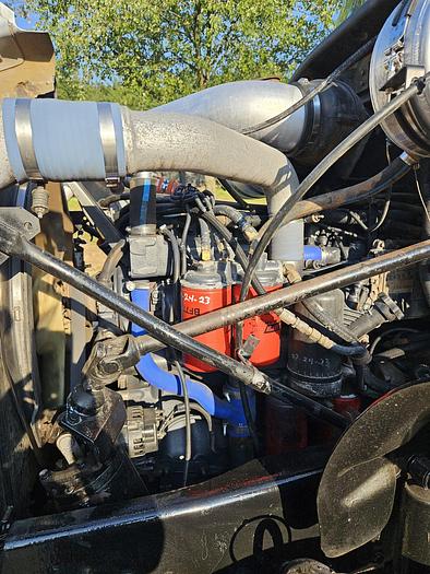 Used 2004   CV713 Granite