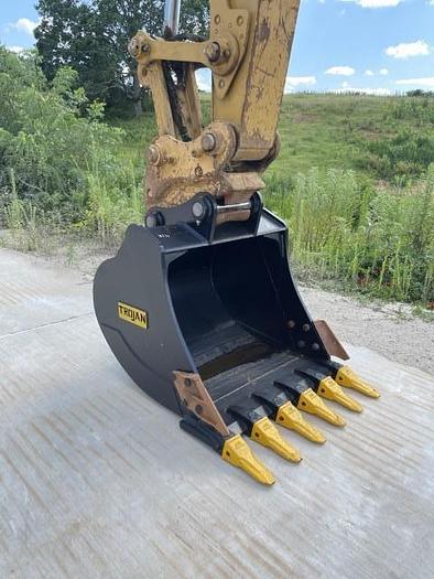 Used 2019 Caterpillar 320