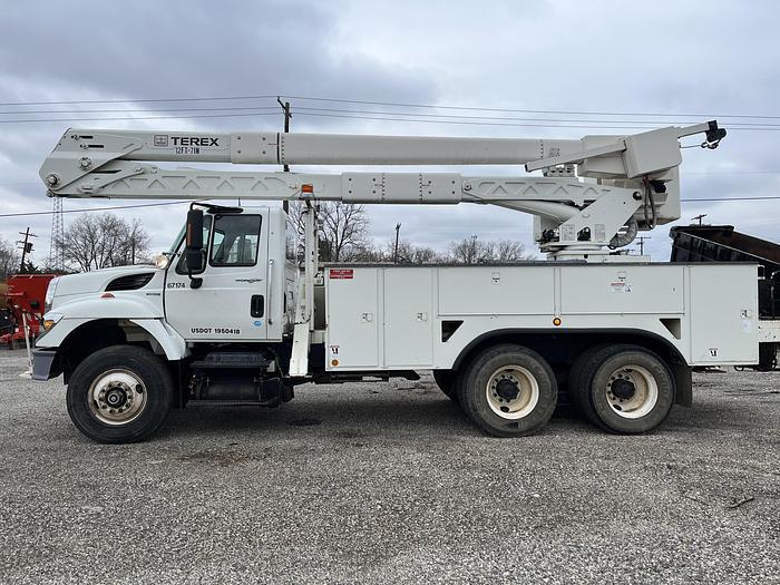 Used 2011 International 7400
