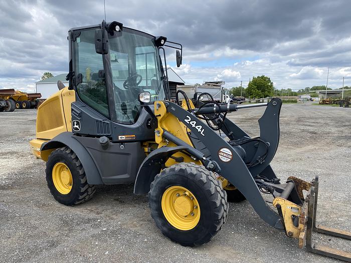 Used 2019 John Deere 244L