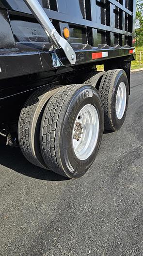 Used 2005 *** ALLISON AUTOMATIC *** Mack CV713 Granite