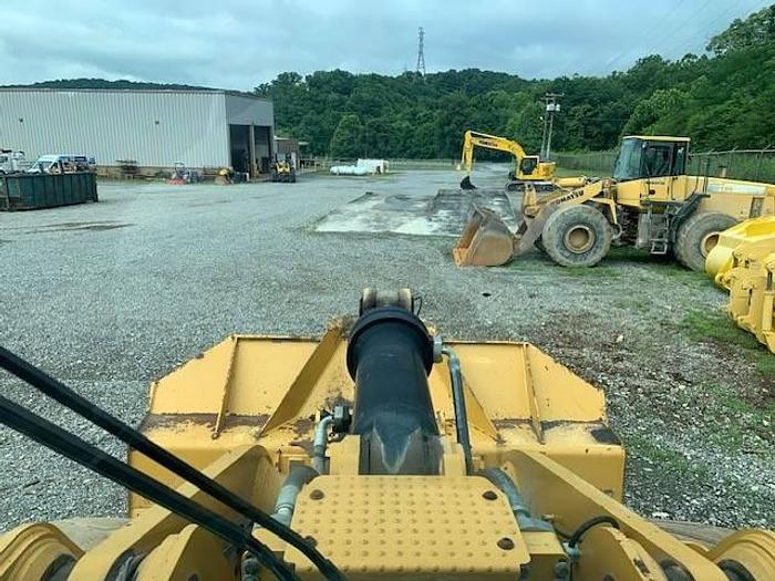 Used 2014 Caterpillar 972K