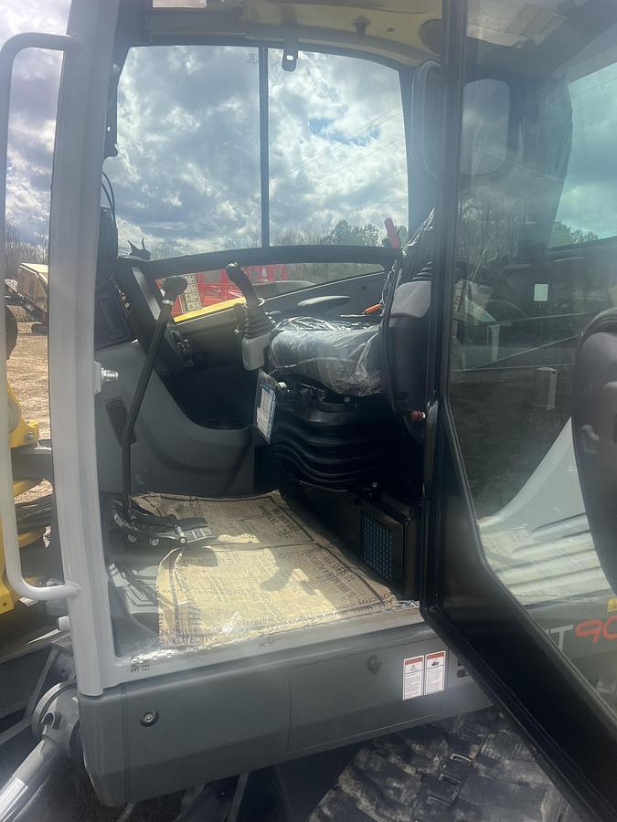 Used 2025 Wacker Neuson ET90