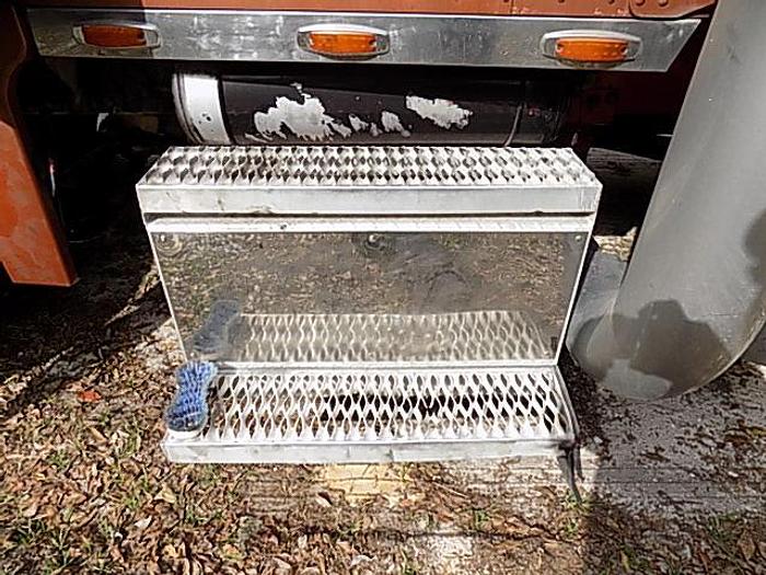 Used 1994 PETERBILT 379, N14 CUMMINGS ENGINE