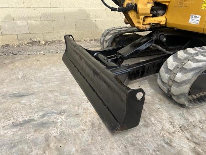 Used 2015 Caterpillar 303E CR