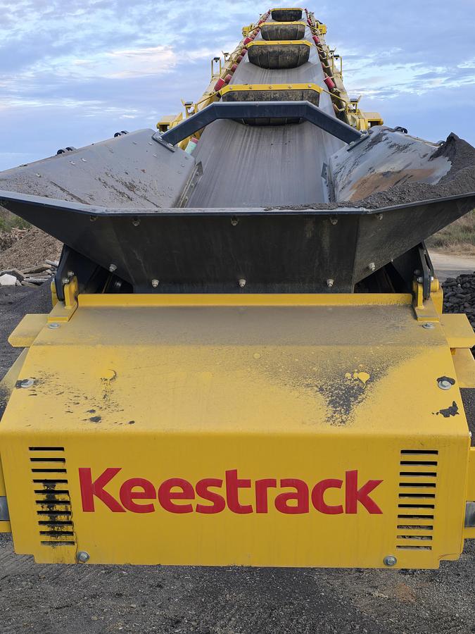 Used 2022 Keestrack S5 80ft stacker