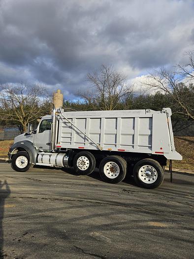 Used 2017 *** ALLISON AUTOMATIC *** Kenworth T880