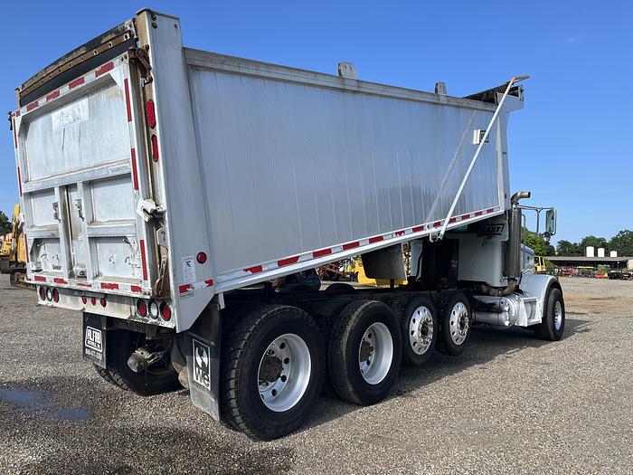 Used 2006 Peterbilt 357