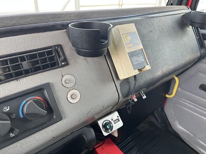 Used 2002 Freightliner FL-80