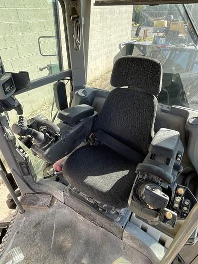 Used 2013 Caterpillar 120M2