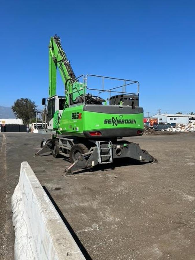 Used 2017 Sennebogen 825E