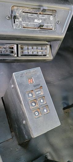 Used 2000 Mack *** Allison Automatic ***  RD688s