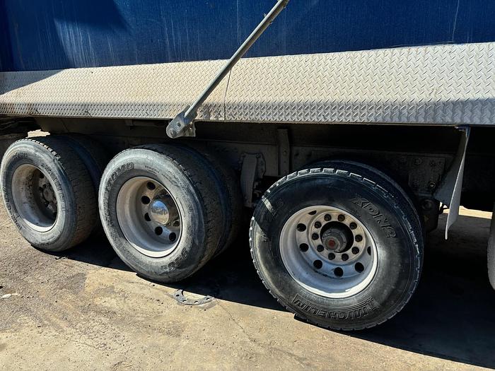 Used 2008 Peterbilt 388  **AUTOMATIC TRANSMISSION **