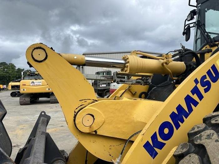 Used 2022 Komatsu WA320-8
