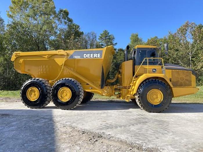 Used 2014 John Deere 460E off road truck