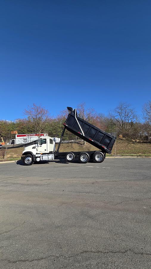Used 2007 MACK *** ALLISON AUTOMATIC *** CV713 Granite