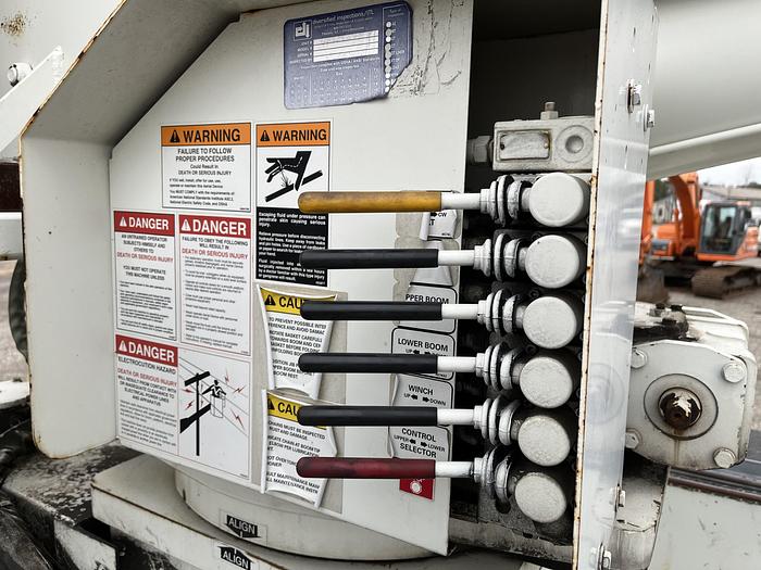 Used 2011 International 7400