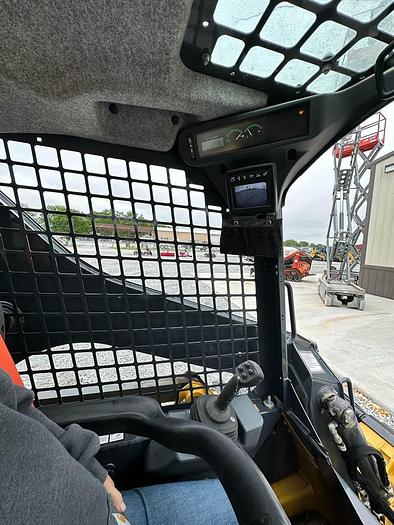 Used 2022 John Deere 318G