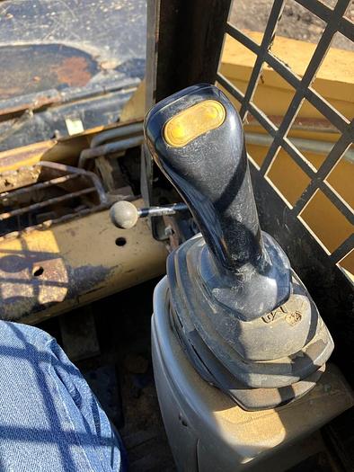 Used 2003 Caterpillar 262B