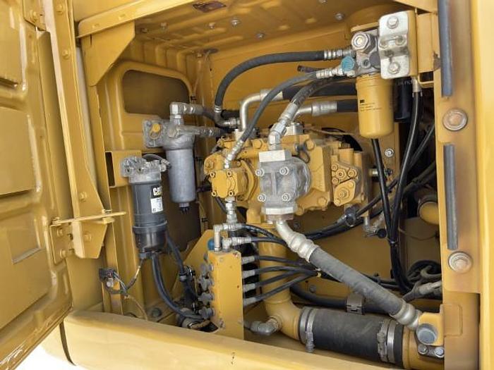 Used 2013 Caterpillar 320EL