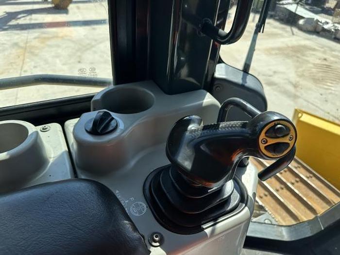 Used 2017 Komatsu D39PXi-24