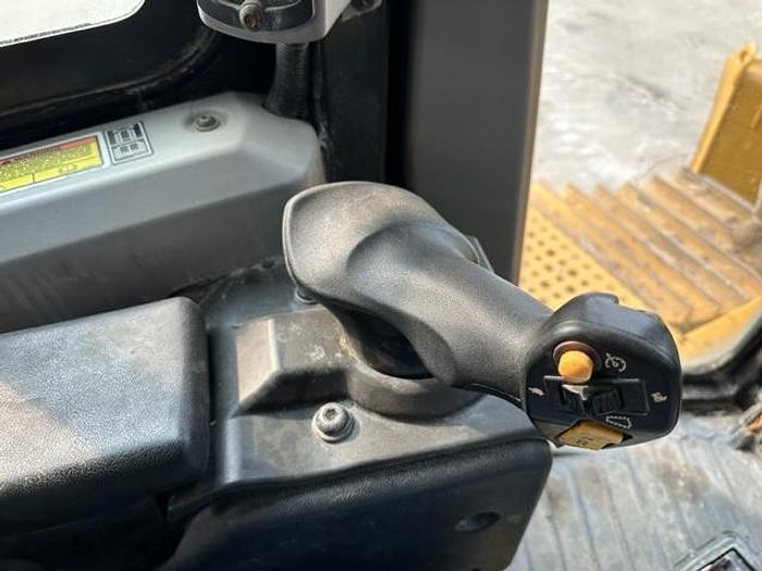 Used 2019 Caterpillar D6T LGP