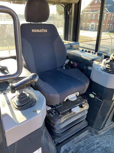 Used 2022 Komatsu D71PXI-24