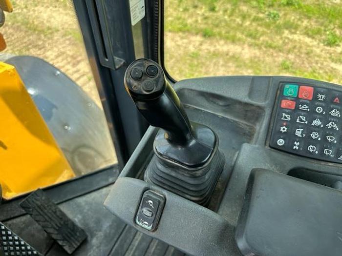 Used 2013 John Deere 644K